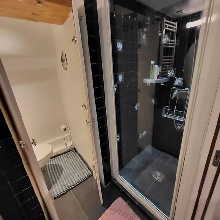 Tiny House With Terrace Near Pantheon * Parigi
