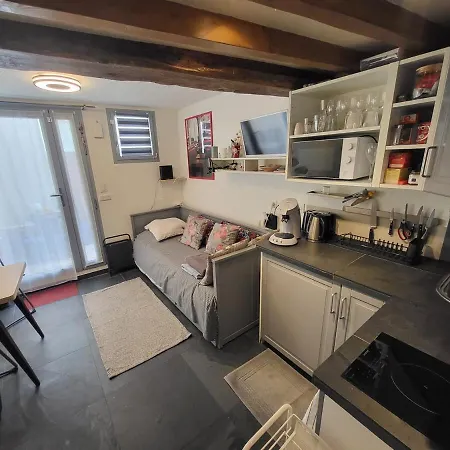 Appartamento Tiny House With Terrace Near Pantheon