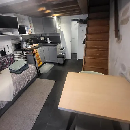 Tiny House With Terrace Near Pantheon Appartamento Parigi